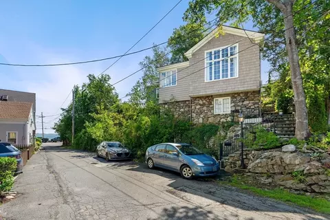 10 Circle St, Marblehead, MA 01945 photo 23
