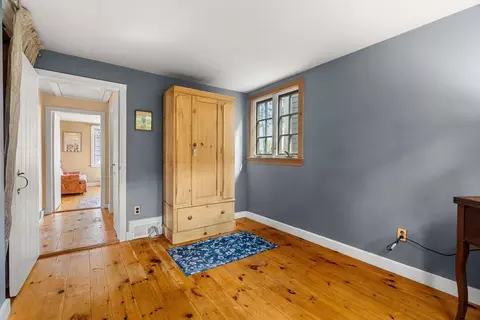 10 Circle St, Marblehead, MA 01945 photo 12