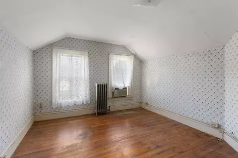 95 Tiffany St, Springfield, MA 01108 photo 9