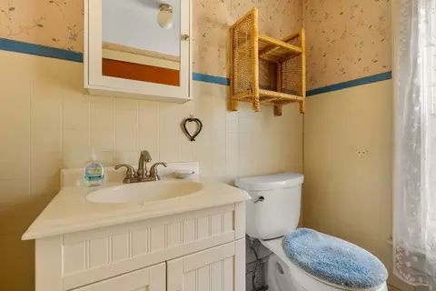 95 Tiffany St, Springfield, MA 01108 photo 7