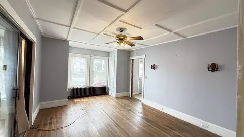 9 Trask St, Gloucester, MA 01930 photo 4