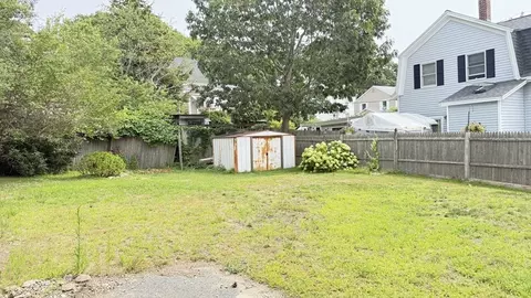 9 Trask St, Gloucester, MA 01930 photo 27