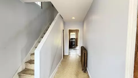9 Trask St, Gloucester, MA 01930 photo 3