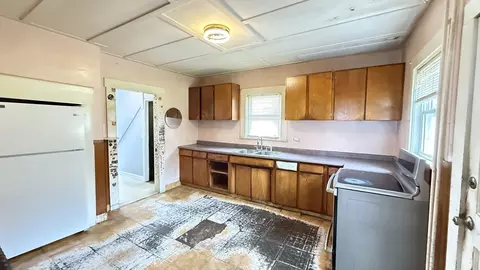 9 Trask St, Gloucester, MA 01930 photo 14