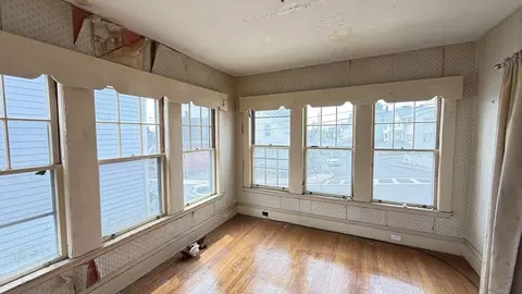 9 Trask St, Gloucester, MA 01930 photo 8