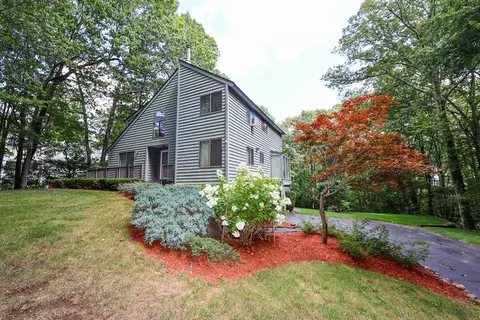 7 Hunter Dr, Derry, NH 03038 photo 2