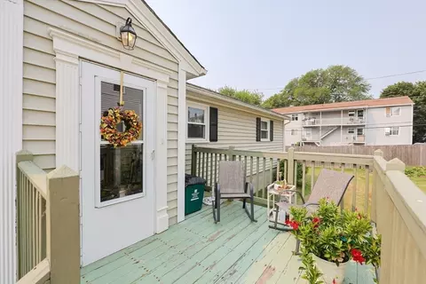 254 Pilgrim Ave, Worcester, MA 01604 photo 7