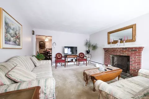 254 Pilgrim Ave, Worcester, MA 01604 photo 12