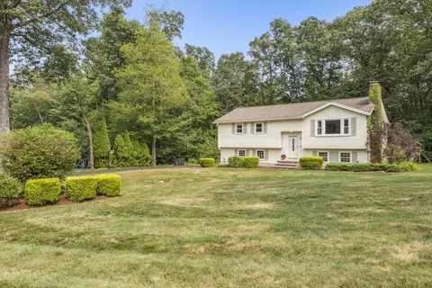 24 Juniper Brook Rd, Northborough, MA 01532