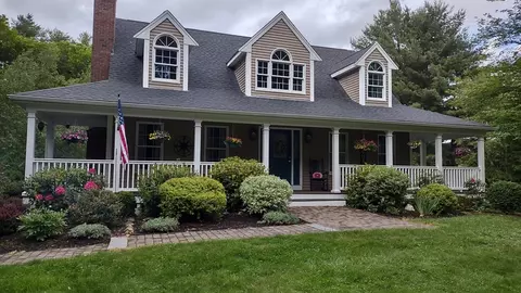 67 Plain St E, Berkley, MA 02779