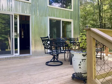 Exterior - 1621 Peru Rd, Windsor, MA 01270 photo 10 of 13