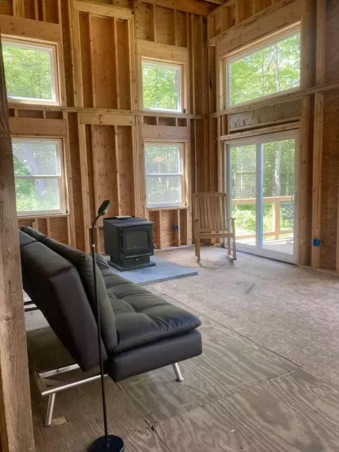 Living - 1621 Peru Rd, Windsor, MA 01270 photo 2 of 3