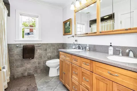 33 Crescent Ave, Beverly, MA 01915 photo 19