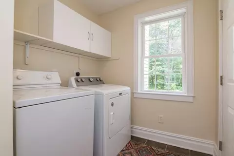 958 E Pleasant St, Amherst, MA 01002 photo 23