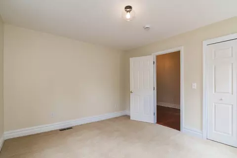 958 E Pleasant St, Amherst, MA 01002 photo 36