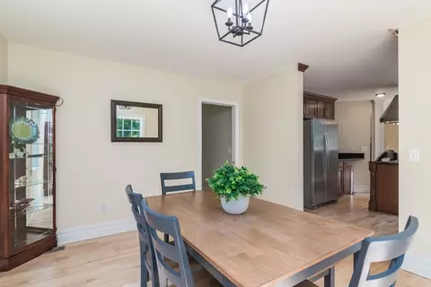 958 E Pleasant St, Amherst, MA 01002 photo 18