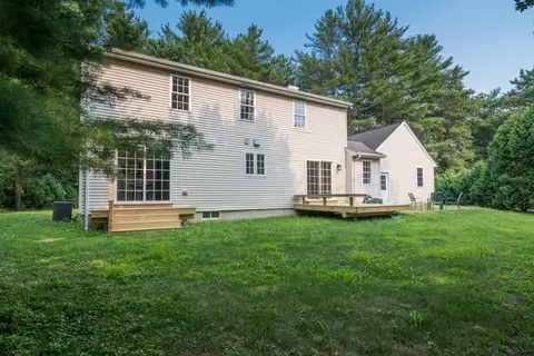 958 E Pleasant St, Amherst, MA 01002 photo 39