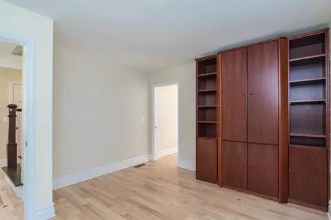 958 E Pleasant St, Amherst, MA 01002 photo 21