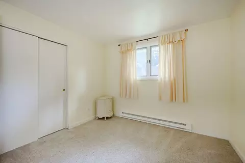 Bedroom - 20 Ruth Dr, Framingham, MA 01701 photo 6 of 6