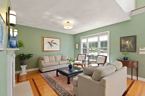4 Cheever Ave, Saugus, MA 01906 photo 3