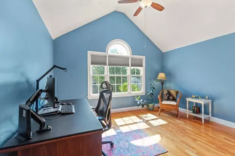 4 Cheever Ave, Saugus, MA 01906 photo 22