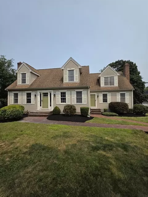 6 Old Colony Way, Whitman, MA 02382