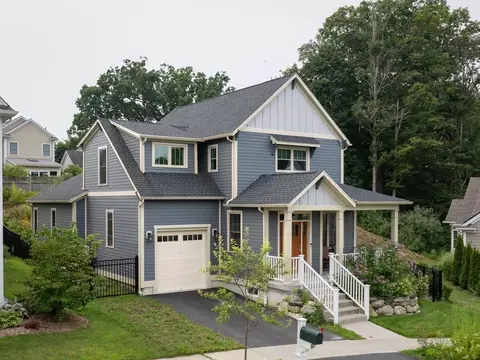 67 Higgins Way, Northampton, MA 01060