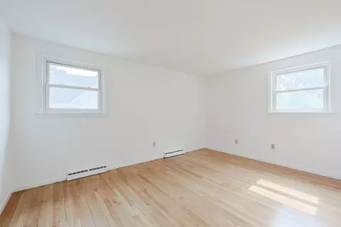 Bedroom - 15 Ohio St, Dedham, MA 02026 photo 1 of 6