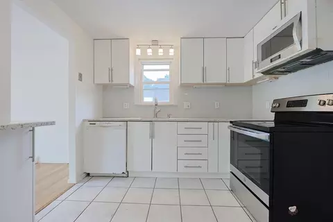 Kitchen - 15 Ohio St, Dedham, MA 02026 photo 3 of 3