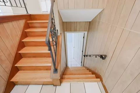 Entry Way - 15 Ohio St, Dedham, MA 02026 photo 3 of 3