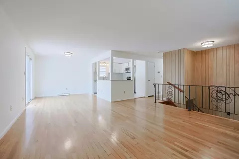 Living - 15 Ohio St, Dedham, MA 02026 photo 6 of 7