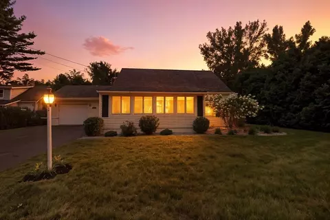 47 Young Ave, East Longmeadow, MA 01028