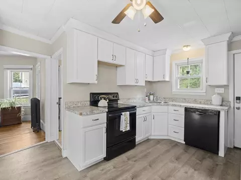 335 Granite St, Worcester, MA 01607 photo 2