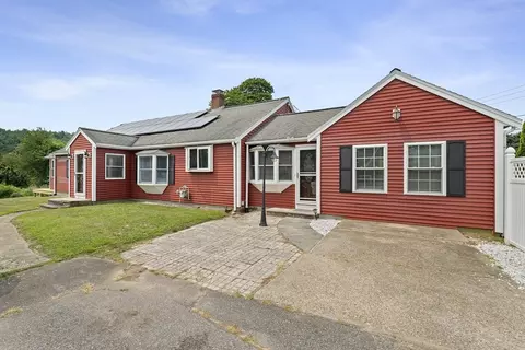 51 Hatch St, Marshfield, MA 02050 photo 2