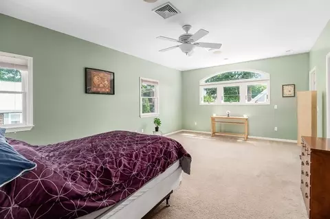 Bedroom - 28 Gregg St, Beverly, MA 01915 photo 4 of 5