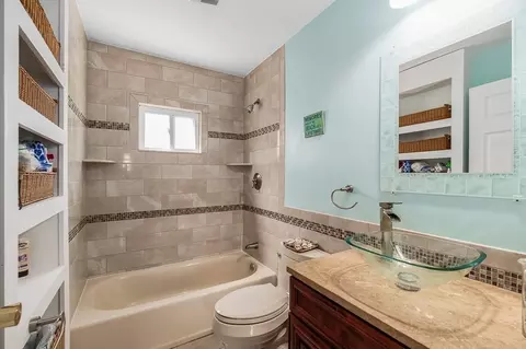 Bath - 28 Gregg St, Beverly, MA 01915 photo 3 of 3