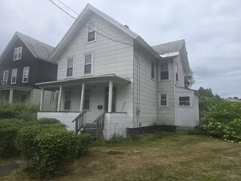 10 Power Sq, Greenfield, MA 01301