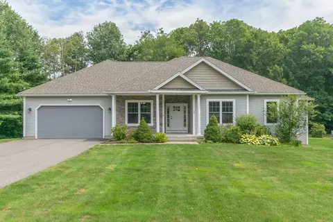10 Silver Fox Ln, East Longmeadow, MA 01028