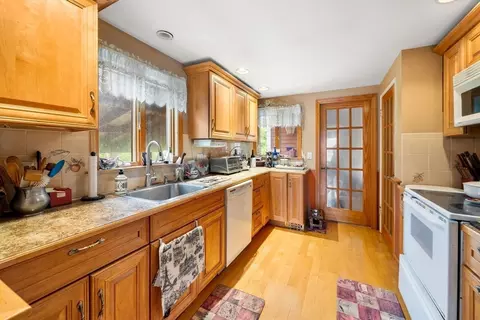 229 Conant St, Danvers, MA 01923 photo 12