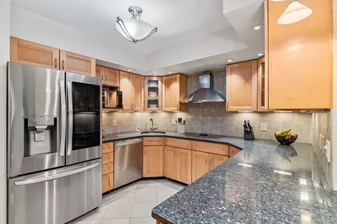 135 Franklin St #101, Stoneham, MA 02180