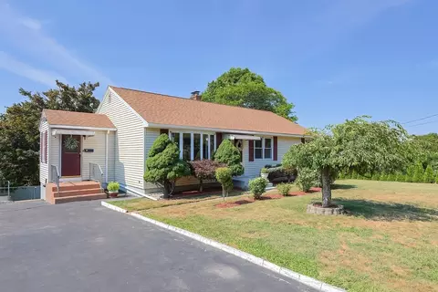Exterior - 159 Orient St, Worcester, MA 01604 photo 1 of 13
