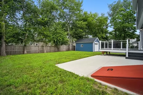 162 Gilbert Ave, Springfield, MA 01119 photo 33