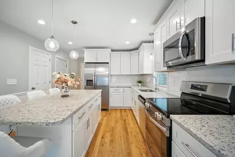 162 Gilbert Ave, Springfield, MA 01119 photo 12
