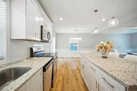 162 Gilbert Ave, Springfield, MA 01119 photo 9