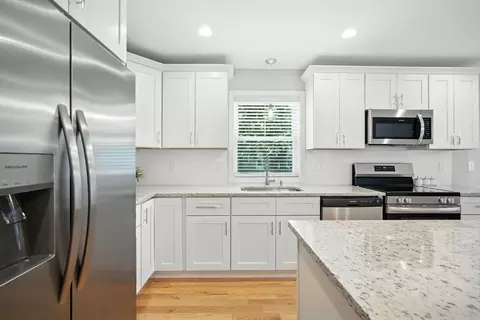162 Gilbert Ave, Springfield, MA 01119 photo 11