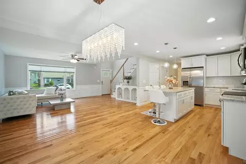 162 Gilbert Ave, Springfield, MA 01119 photo 6