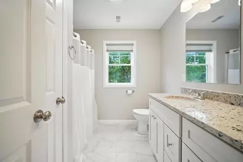 162 Gilbert Ave, Springfield, MA 01119 photo 21