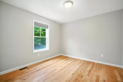 162 Gilbert Ave, Springfield, MA 01119 photo 18