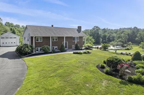 95 Salem Rd, Topsfield, MA 01983