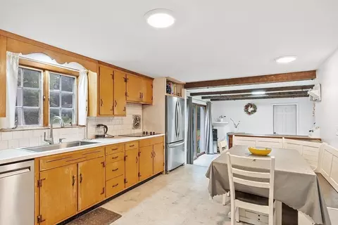3 Thoreau Rd, Acton, MA 01720 photo 4